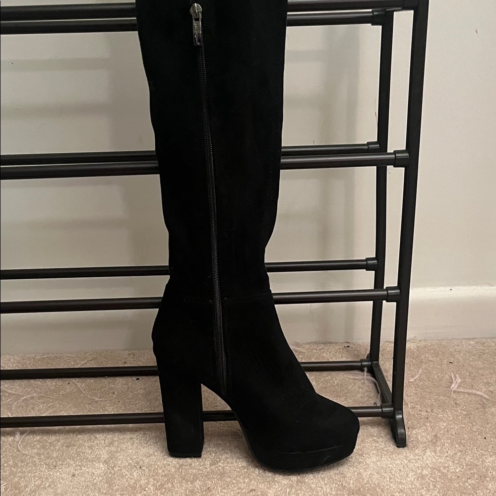 Black Thigh-High Women's Boots - Picture 3 of 6